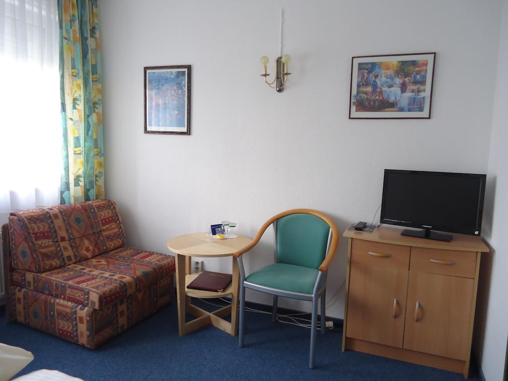 Hotel Central Oberursel Ruang foto